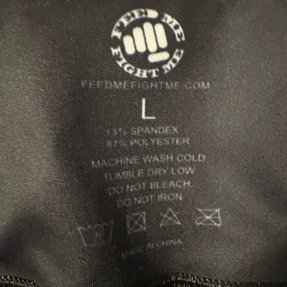 Feed Me Fight Me Donut Pocket Black Leggings Size Large - Picture 3 of 4